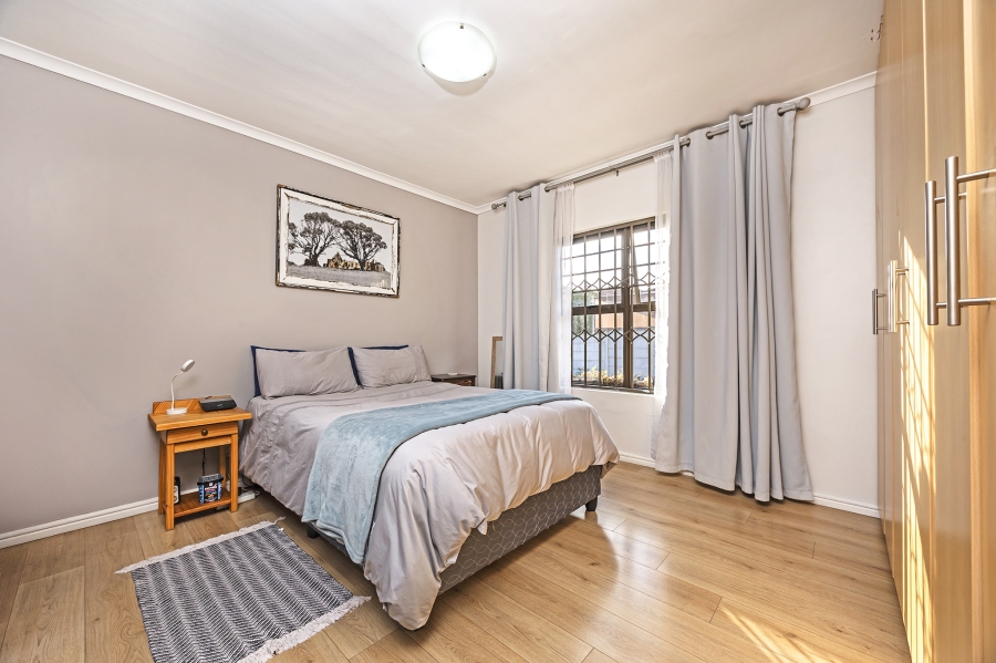 3 Bedroom Property for Sale in Jakarandas Western Cape